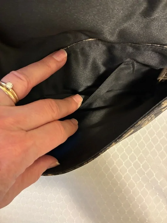 Coach Kristin Wristlet Y2K Era Mint Condition - Picture 8 of 8